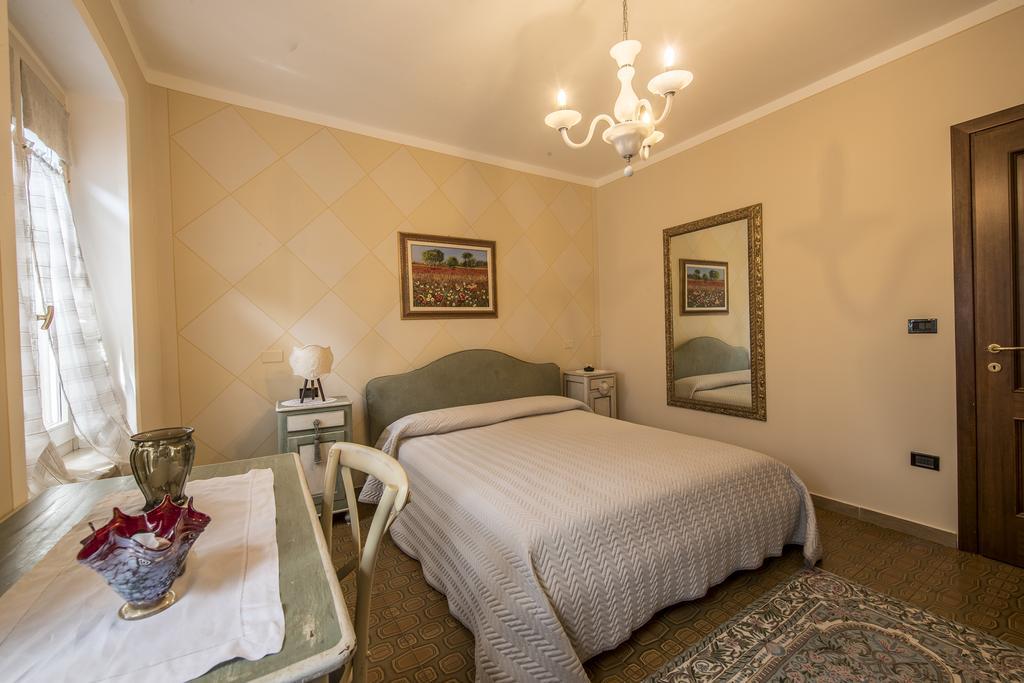 Trattoria Milani Hotel Lonato Buitenkant foto